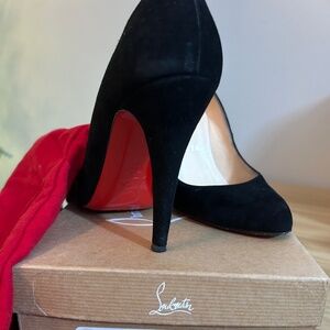 Christian Louboutin Decollete 868 Black Suede 38.5 (US 8.5)
